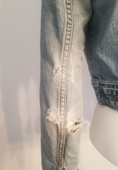 Old Navy Distressed and Frayed Jean Jacket - Picture 5 of 5
